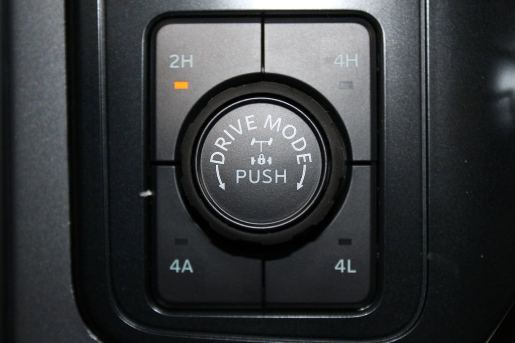 New 2025 Ford F150 Lariat w/ Equipment Group 501A Mid image 43