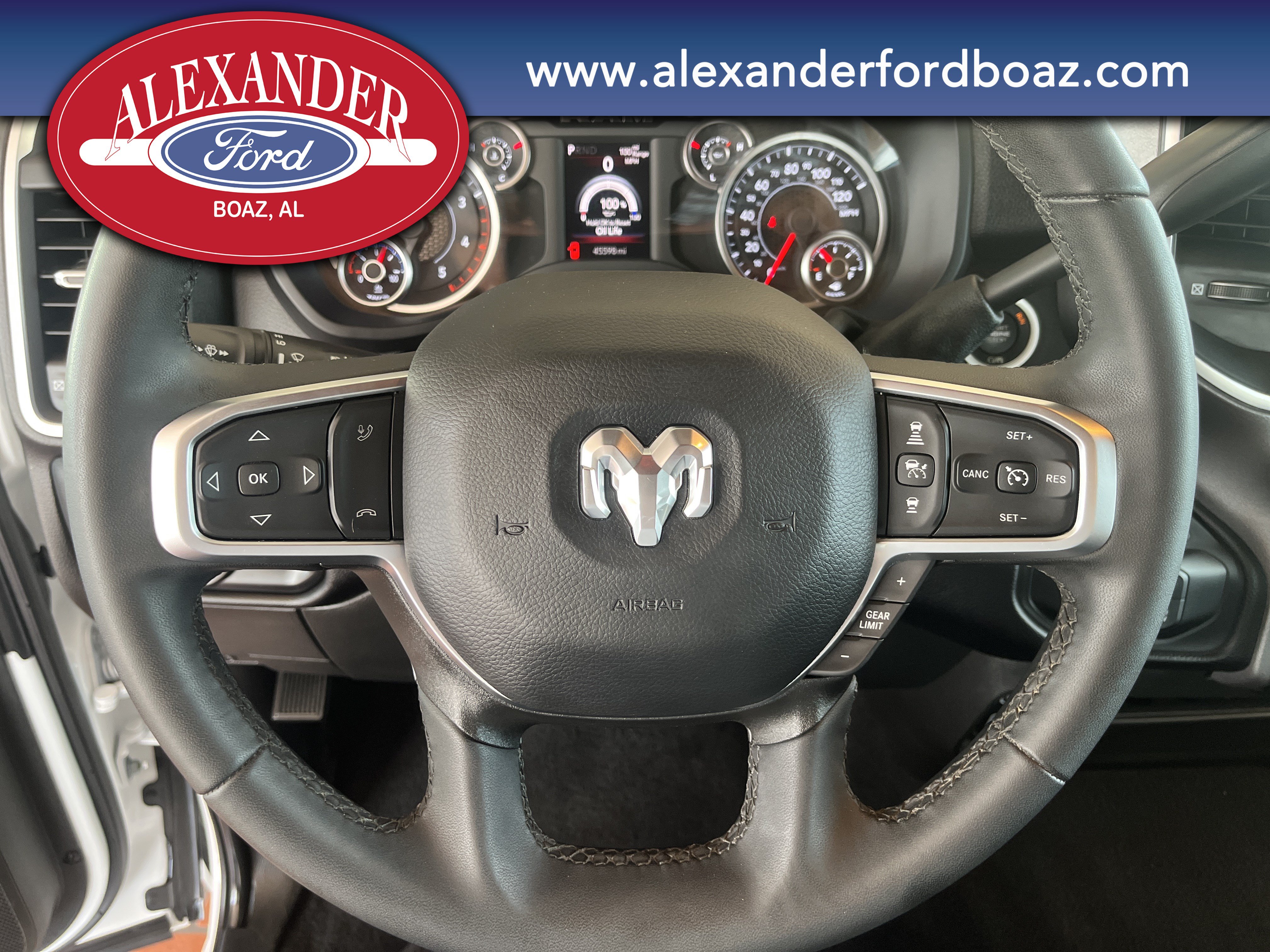 Used 2025 RAM 2500 Big Horn AWD/4WD image 24