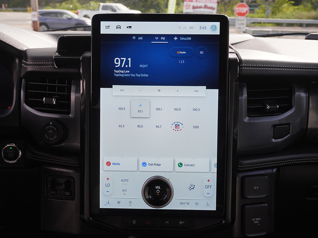 Used 2023 Ford F150 Lightning Platinum AWD/4WD image 50