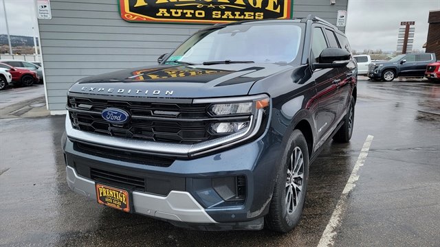 Used 2025 Ford Expedition Max Platinum image 2