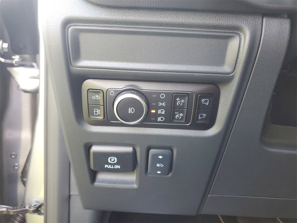 New 2025 Ford F150 Lariat w/ Equipment Group 501A Mid image 10