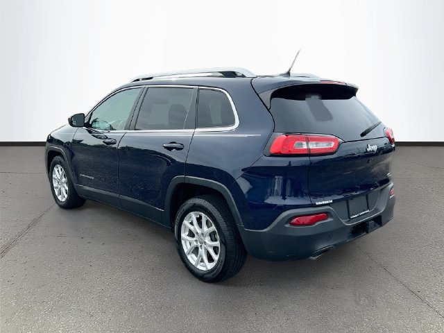 Used 2014 Jeep Cherokee Latitude w/ Trailer Tow Group FWD image 22