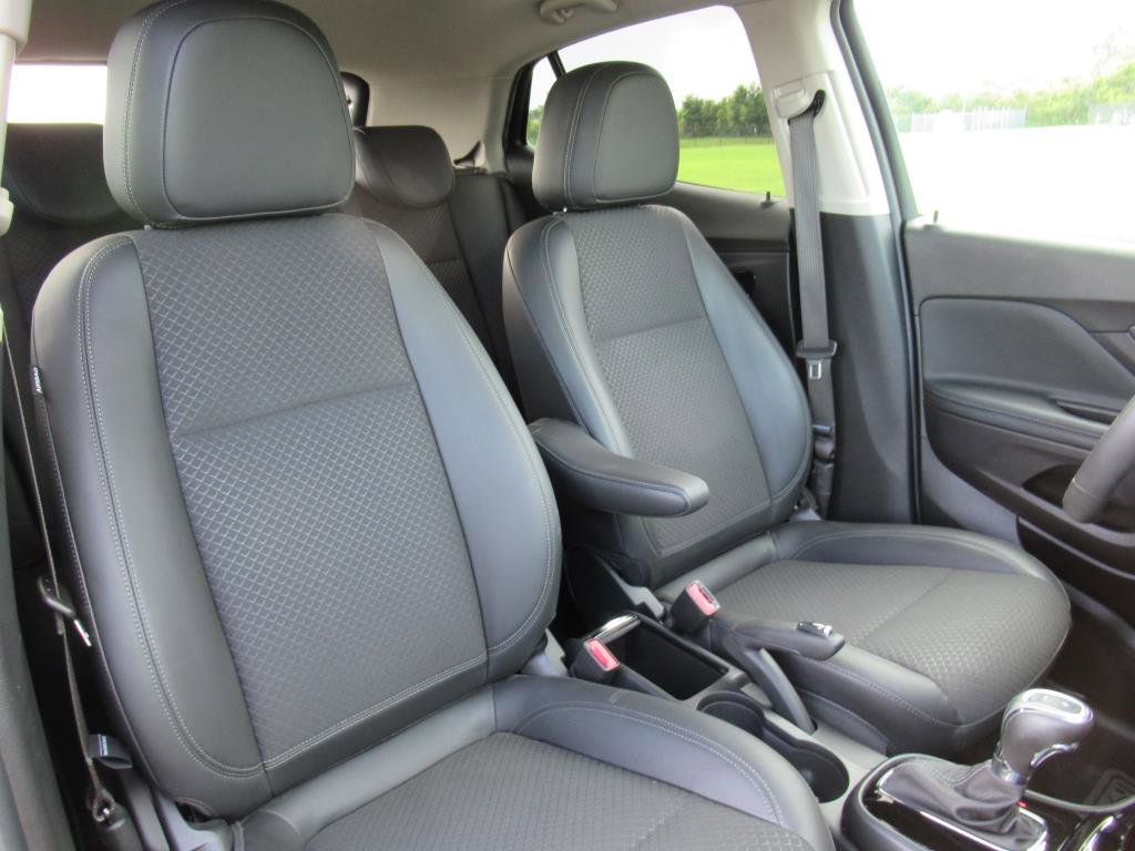 Used 2022 Buick Encore Preferred image 8