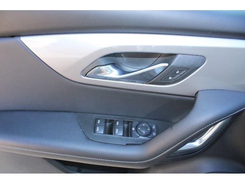 Used 2025 Chevrolet Blazer LT image 18