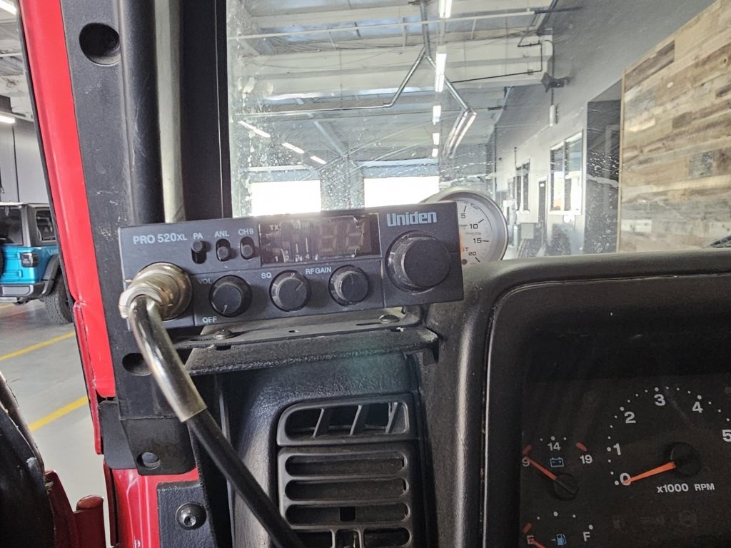 Used 2006 Jeep Wrangler Rubicon w/ Security Group image 15