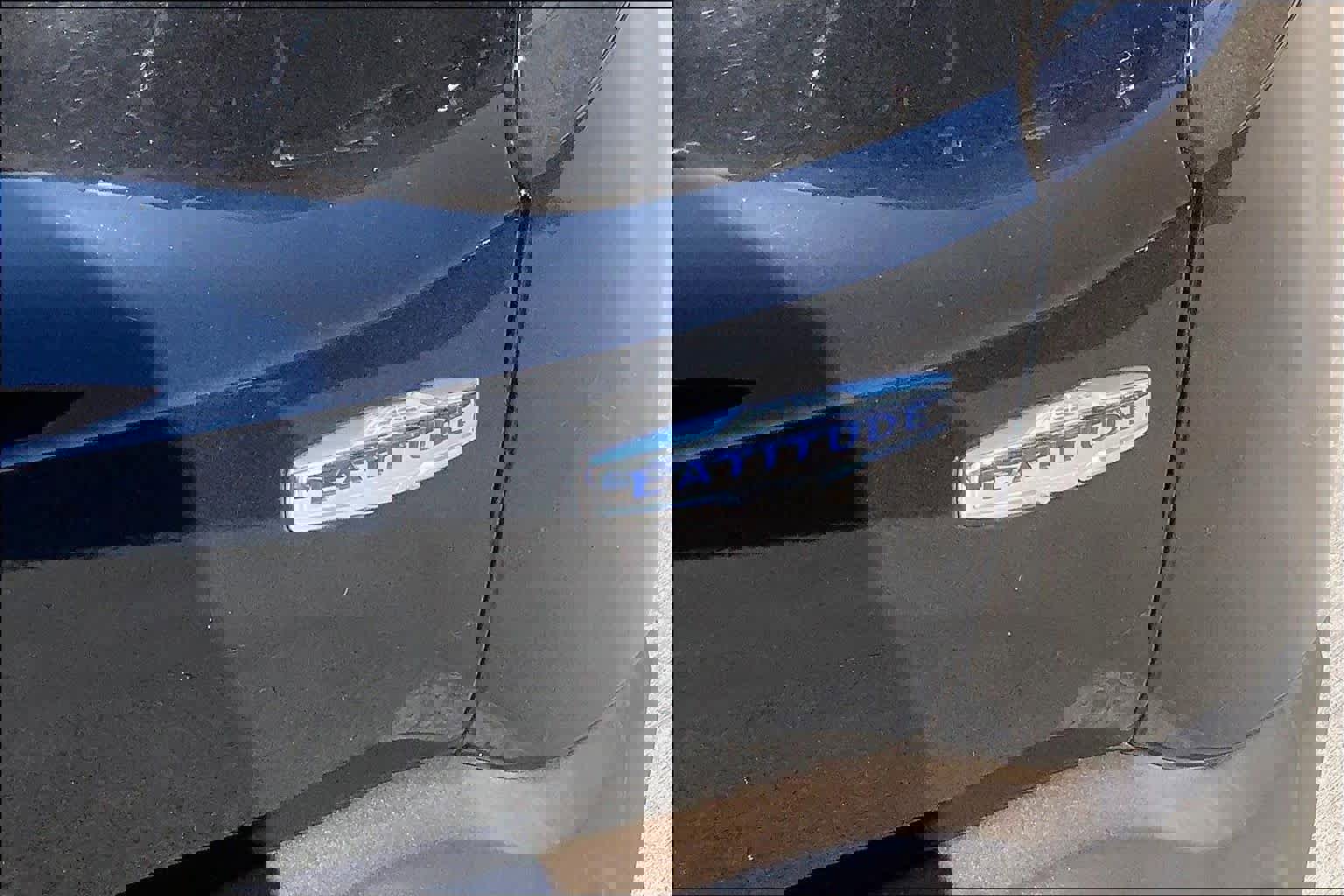 Used 2020 Jeep Renegade Latitude image 10