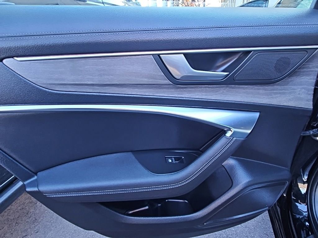 Used 2024 Audi A6 Premium Plus image 31