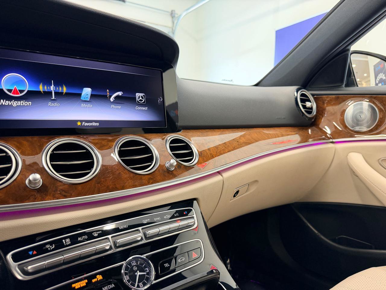 Used 2018 Mercedes-Benz E 300 image 42