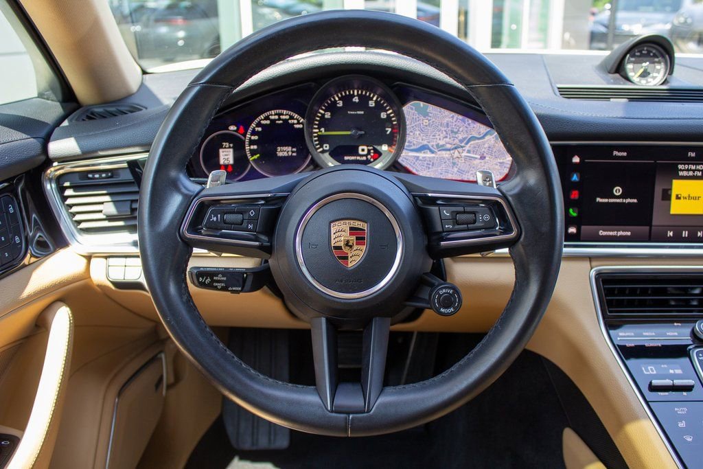 Used 2022 Porsche Panamera 4 w/ Premium Package image 14