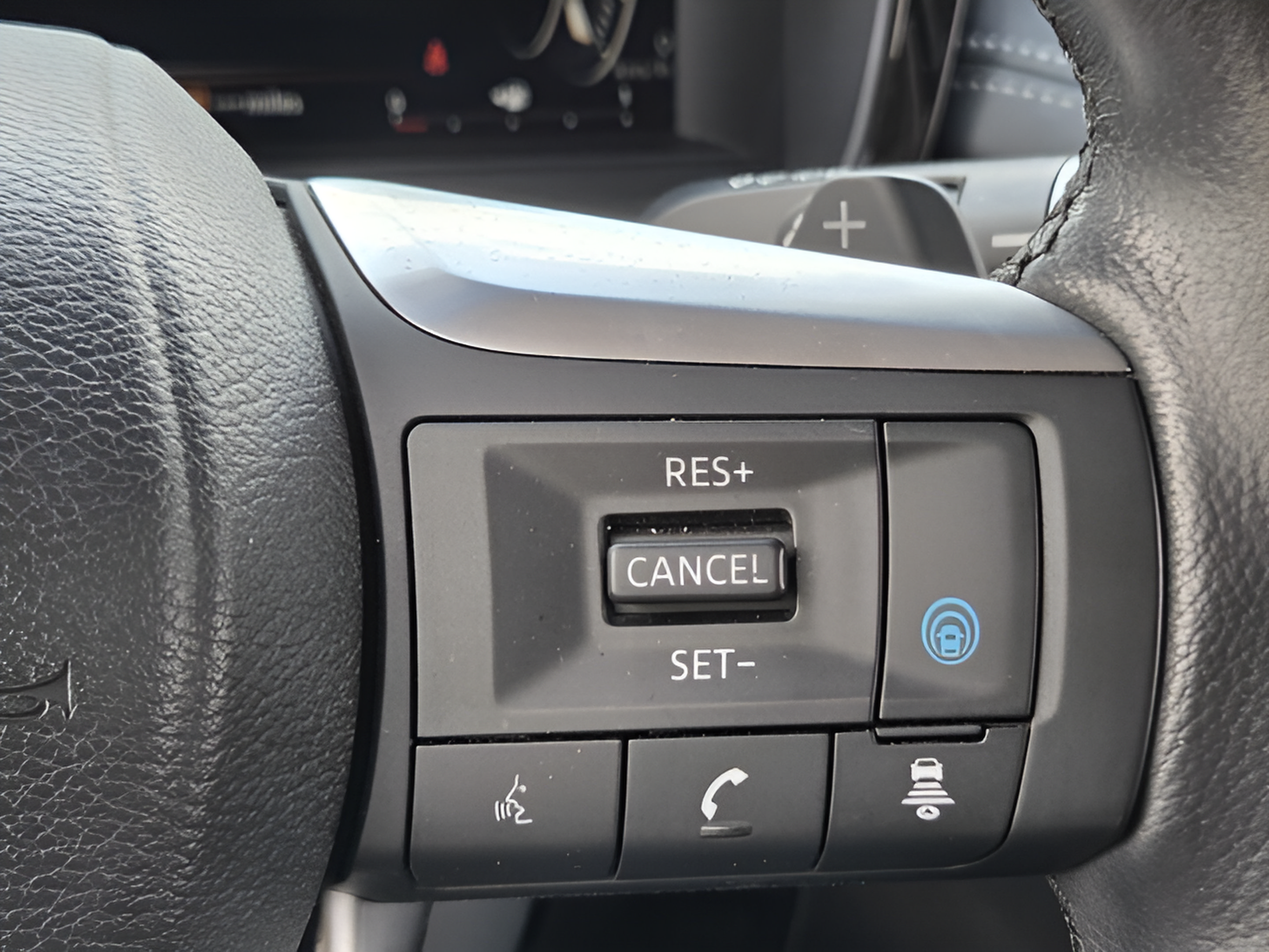 Used 2023 INFINITI QX60 Luxe w/ Performance Audio Package AWD/4WD image 22
