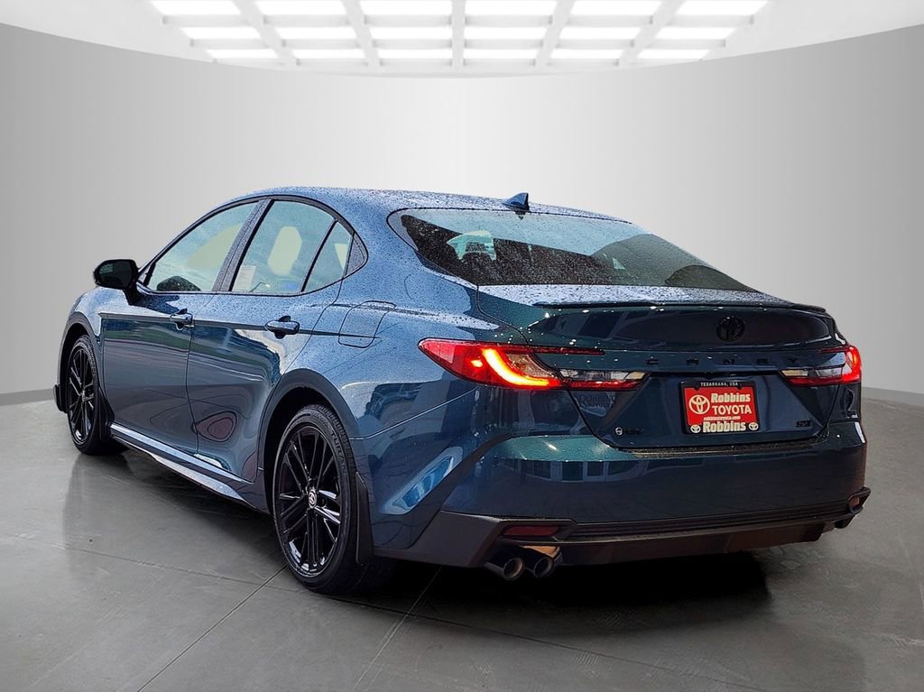 New 2026 Toyota Camry SE FWD image 4