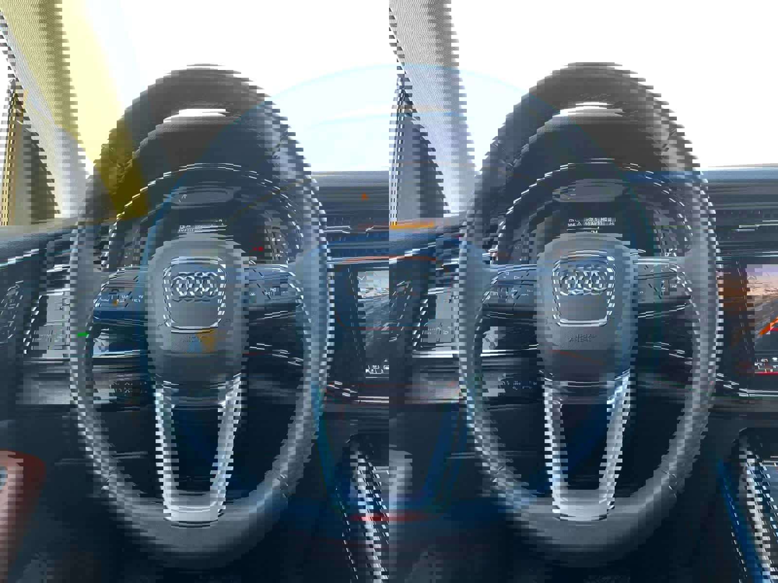 Used 2022 Audi Q8 Premium Plus w/ Premium Plus Package image 12