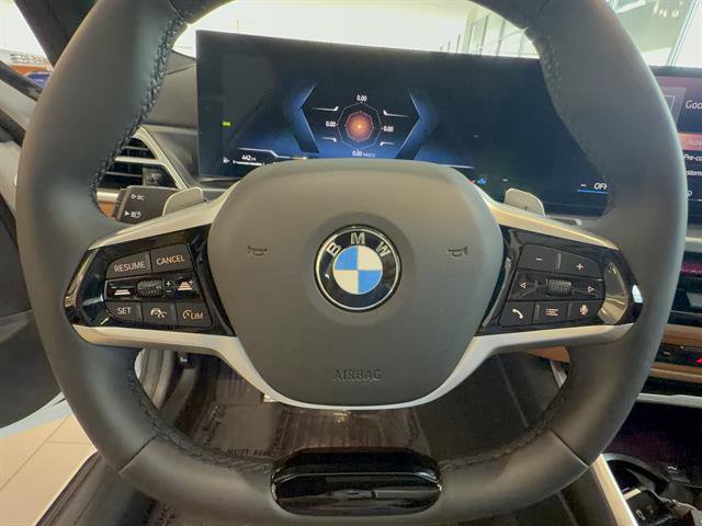 New 2025 BMW 330i xDrive Sedan w/ Premium Package AWD/4WD image 34