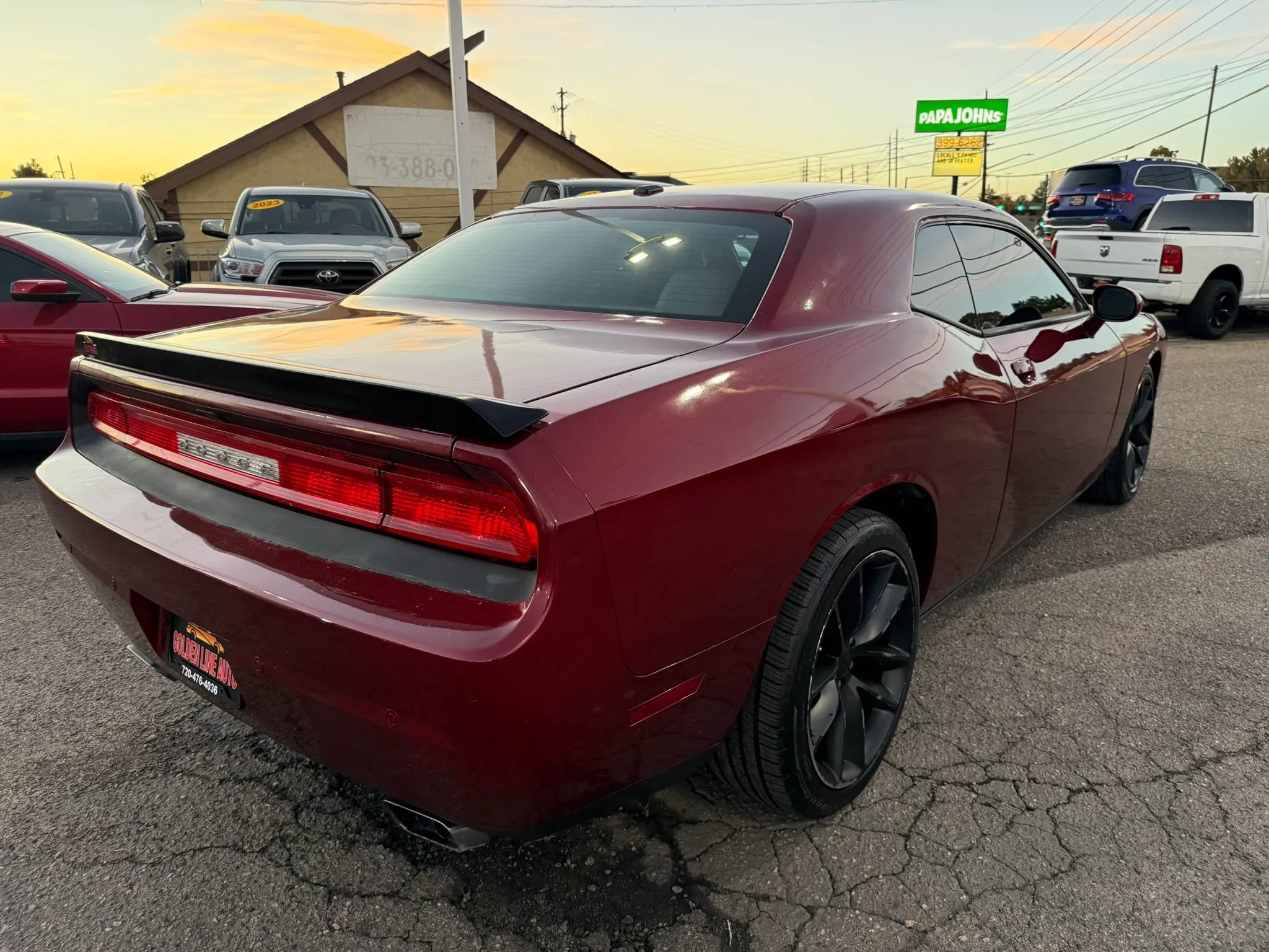 Used 2014 Dodge Challenger R/T RWD image 5