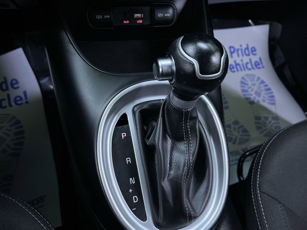 Used 2019 Kia Soul + FWD image 23