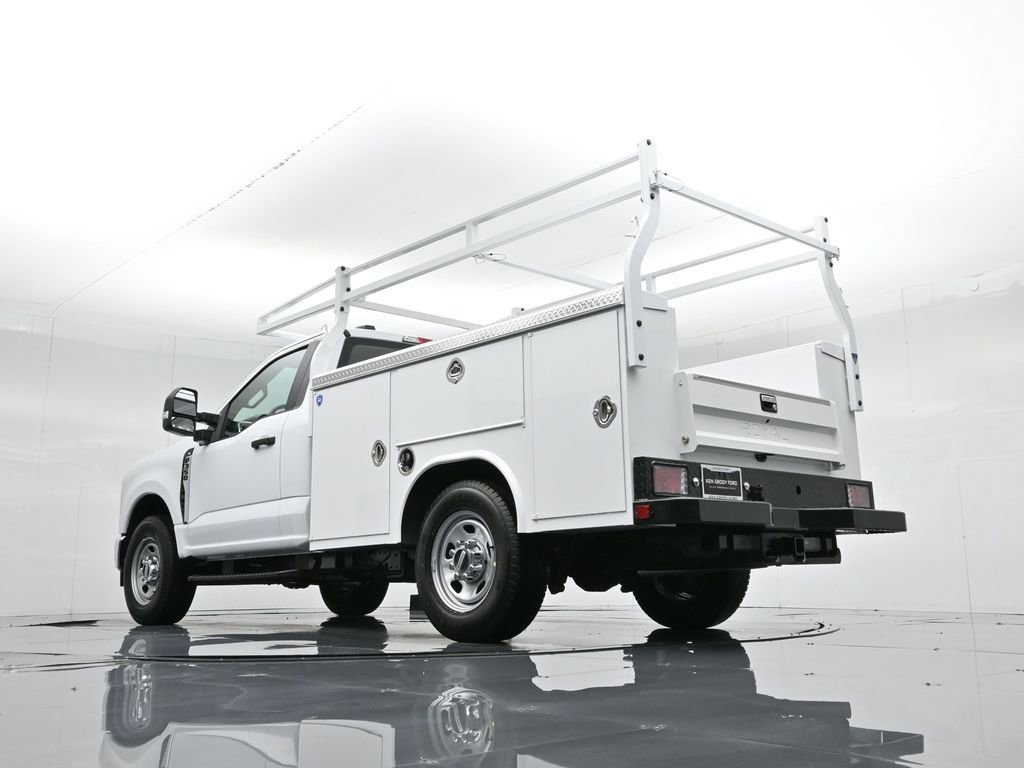 New 2026 Ford F350 XL w/ XL Chrome Package image 58