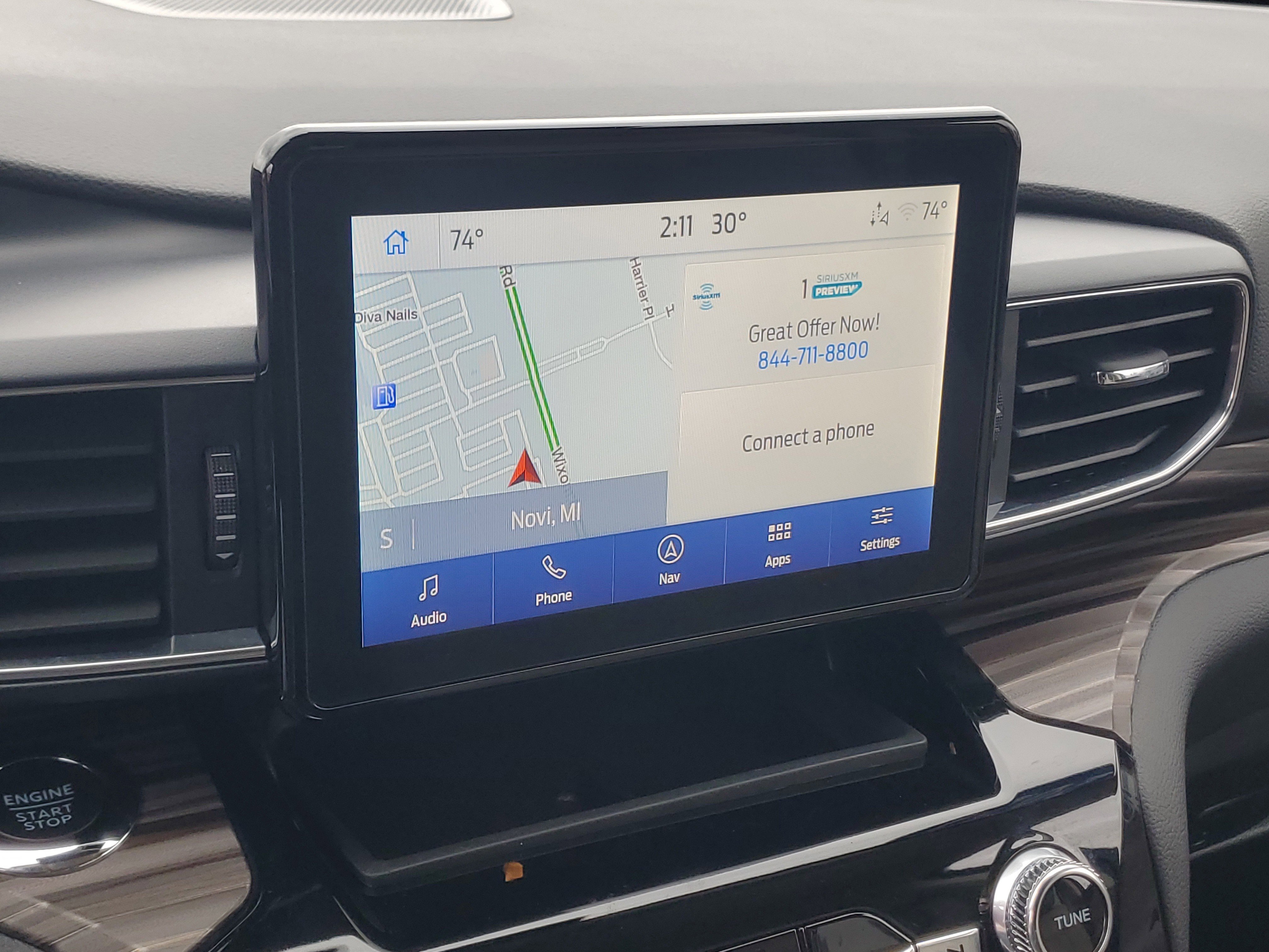 Used 2024 Ford Explorer Limited w/ Equipment Group 301A AWD/4WD image 16