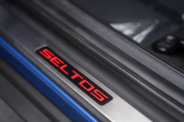 Used 2023 Kia Seltos LX image 31