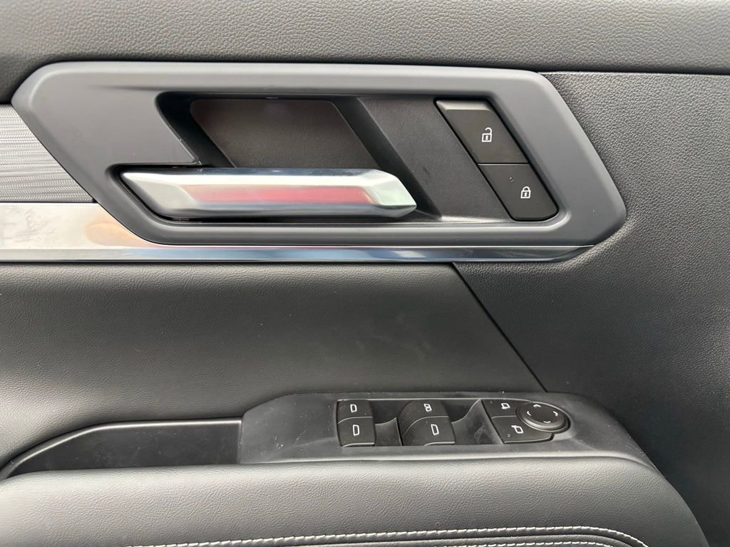 New 2026 GMC Terrain Elevation w/ Black Edition image 15