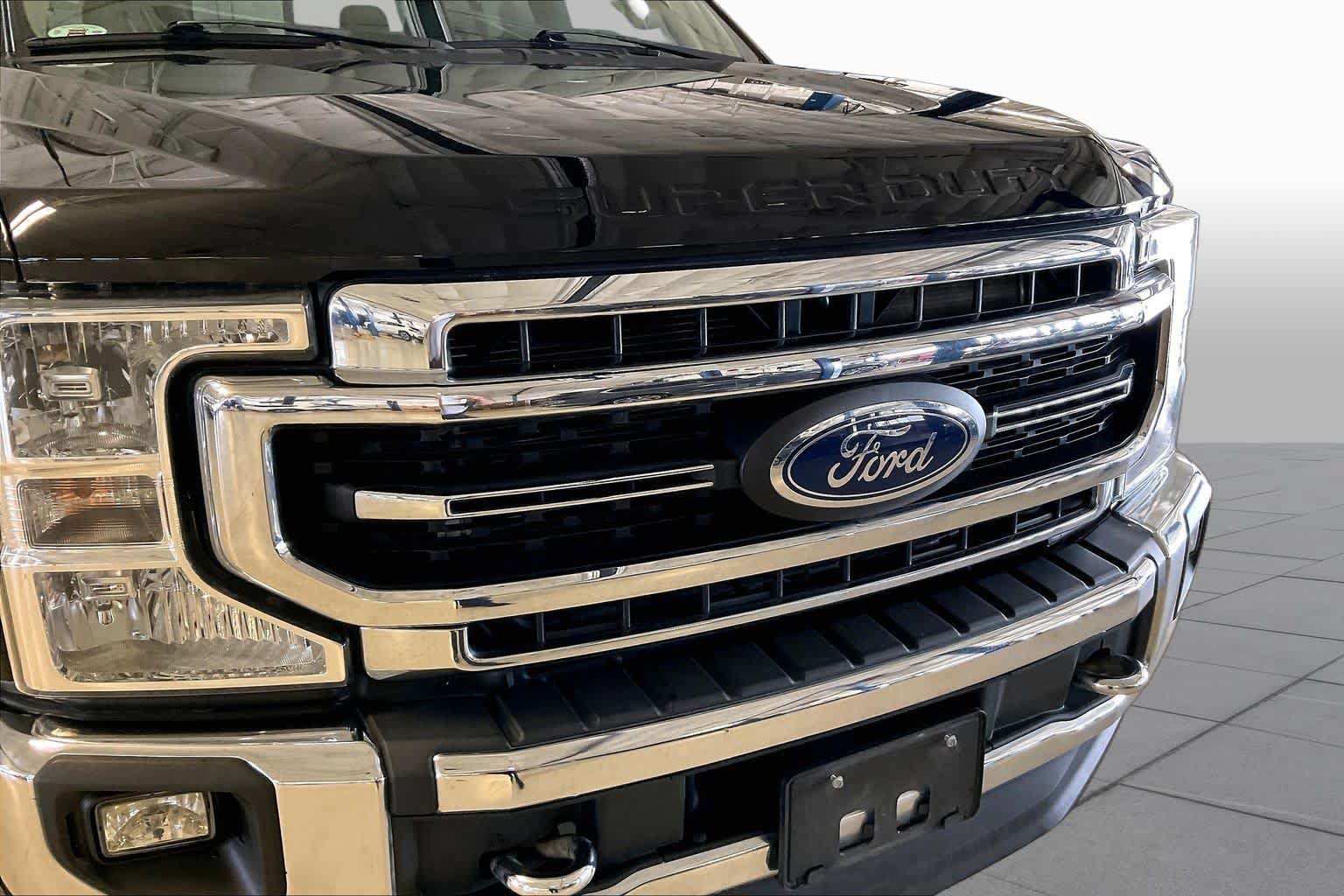 Used 2022 Ford F250 Lariat w/ Lariat Ultimate Package AWD/4WD image 29