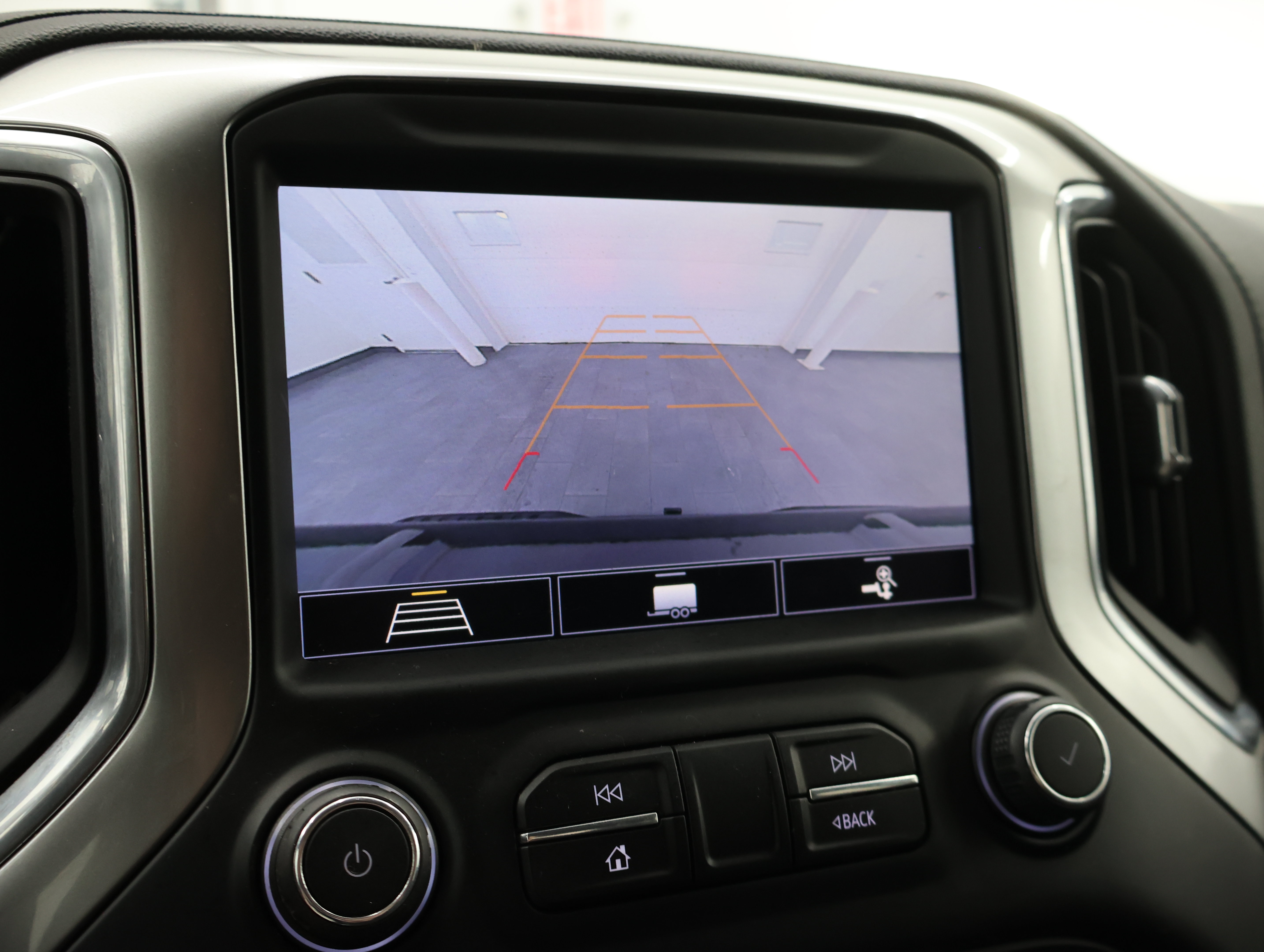 Used 2020 Chevrolet Silverado 1500 LT Trail Boss AWD/4WD image 16