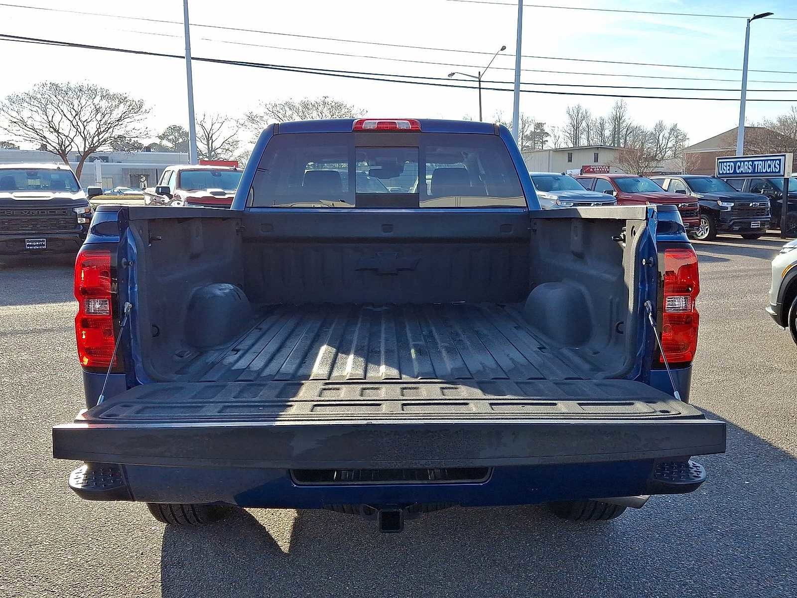 Used 2015 Chevrolet Silverado 1500 High Country w/ High Country Premium Package image 30