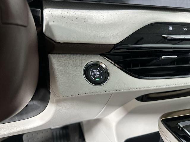 New 2026 Buick Enclave Avenir w/ Super Cruise Package FWD image 18