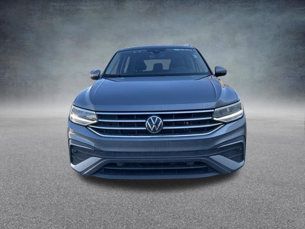 Used 2024 Volkswagen Tiguan Wolfsburg Edition image 5