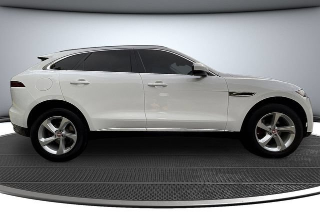 Used 2023 Jaguar F-PACE S AWD/4WD image 4