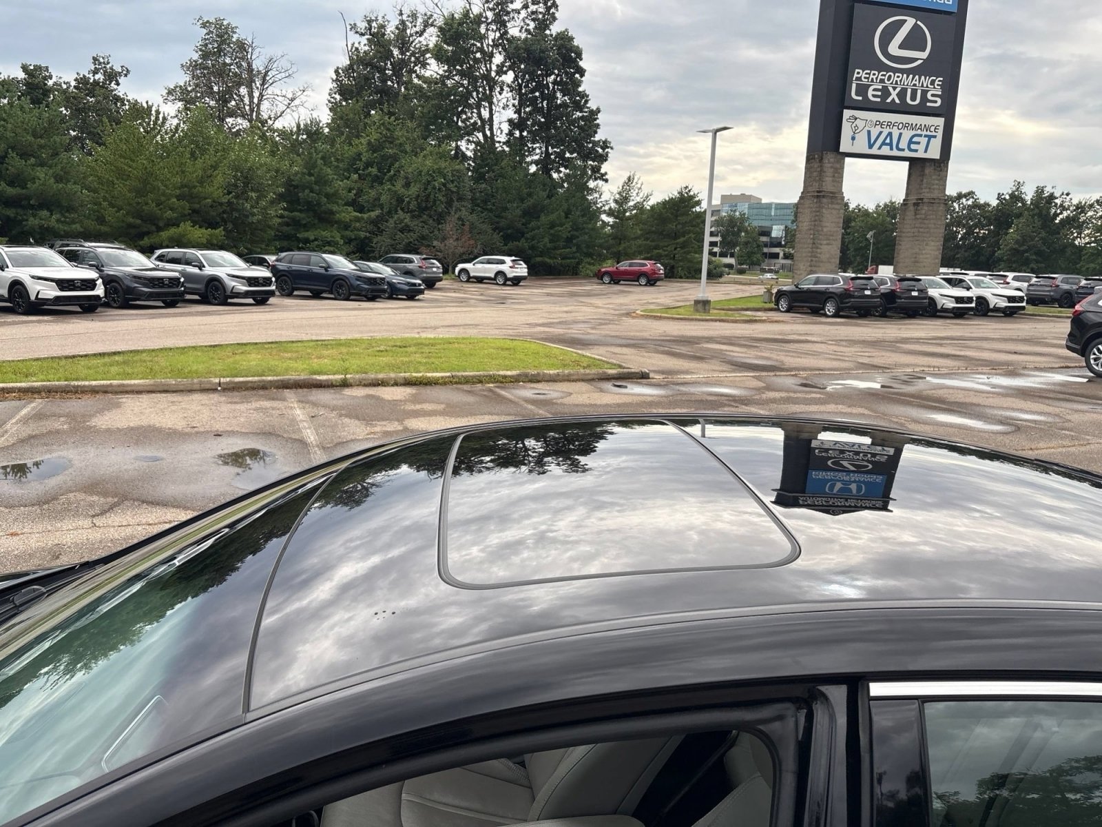 Used 2018 Hyundai Sonata Limited w/ Limited Ultimate Package 03 FWD image 9