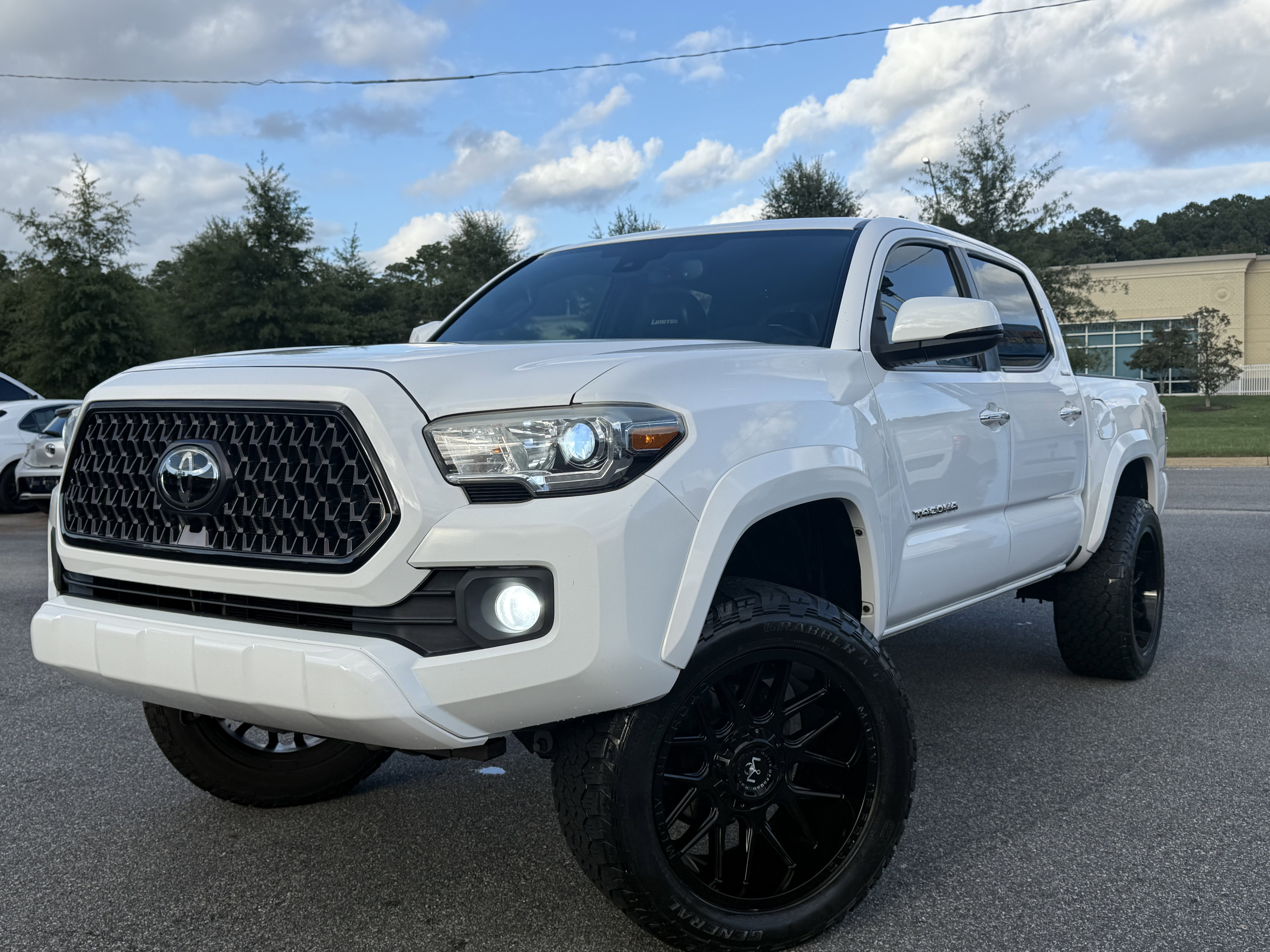 Used 2019 Toyota Tacoma SR5