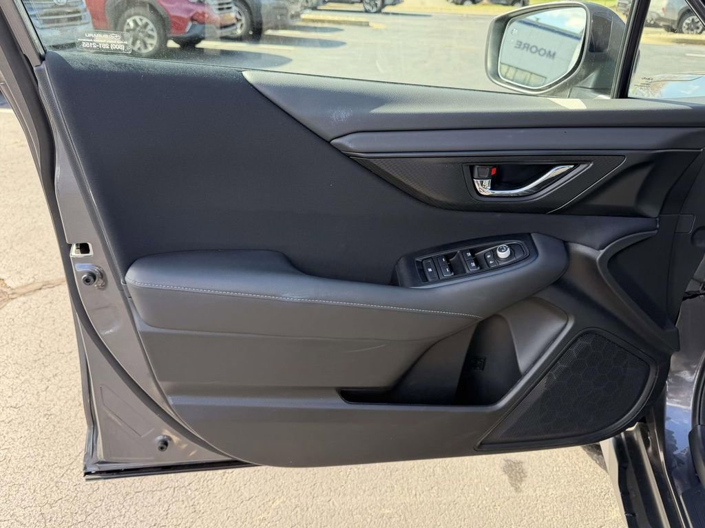 Used 2025 Subaru Outback Premium image 16