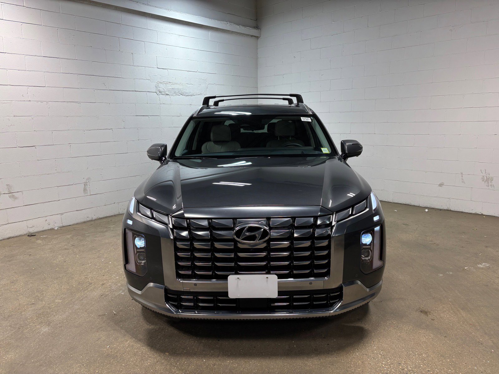 Used 2025 Hyundai Palisade Calligraphy AWD/4WD image 3