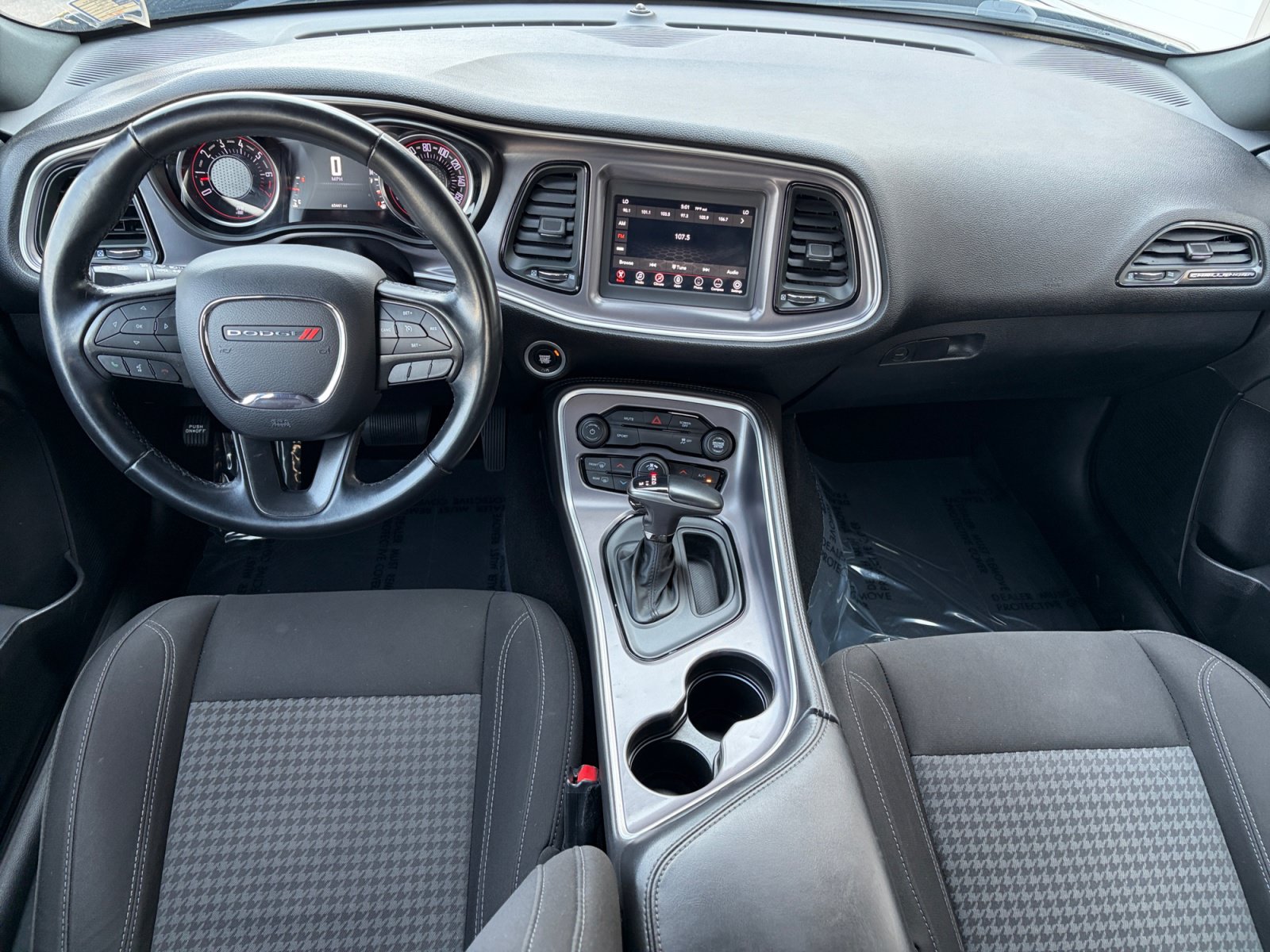 Used 2019 Dodge Challenger SXT AWD/4WD image 17