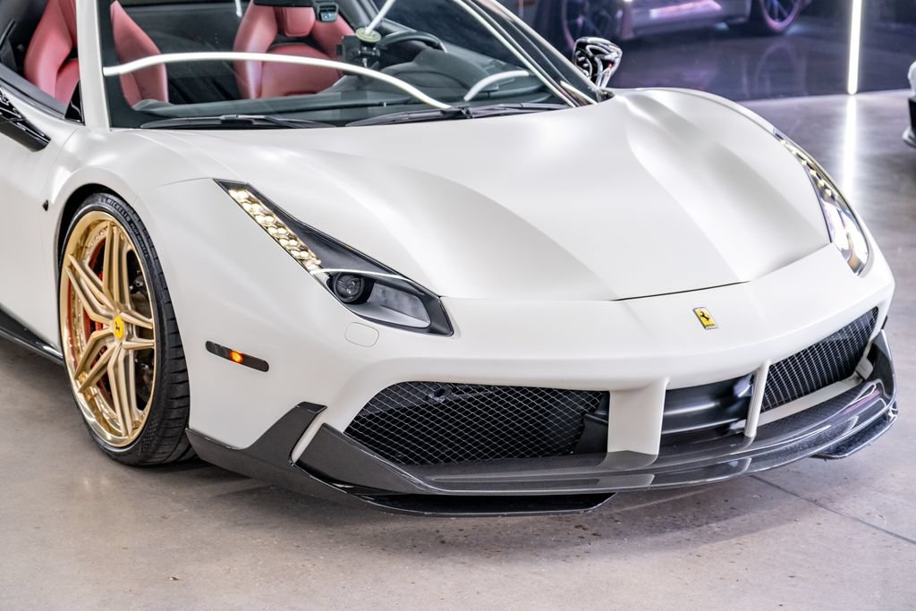 Used 2018 Ferrari 488 Spider RWD image 3