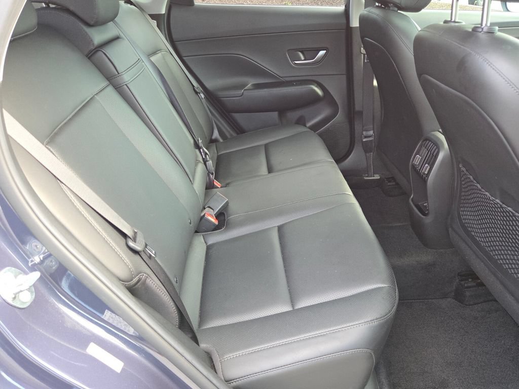 Used 2024 Hyundai Kona Limited AWD/4WD image 14