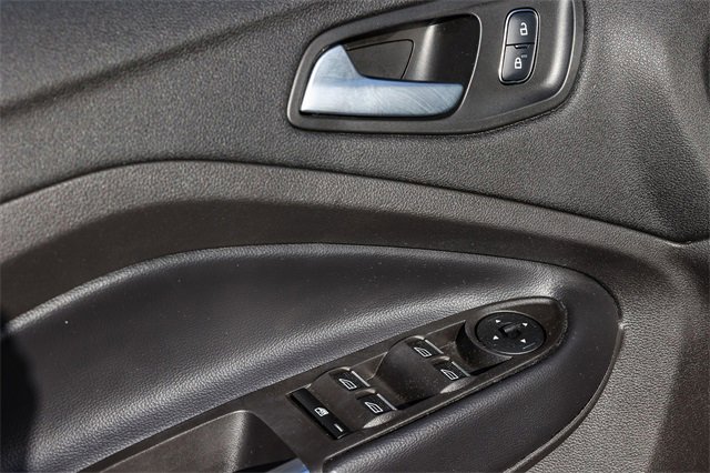 Used 2019 Ford Escape SEL image 22