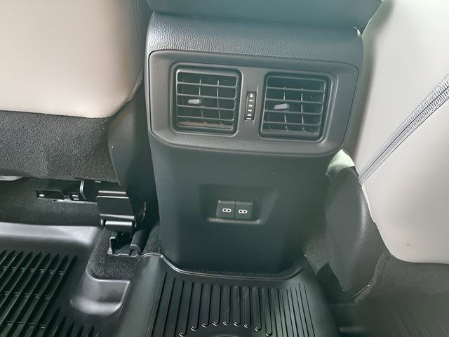 Used 2023 Toyota RAV4 Limited image 28