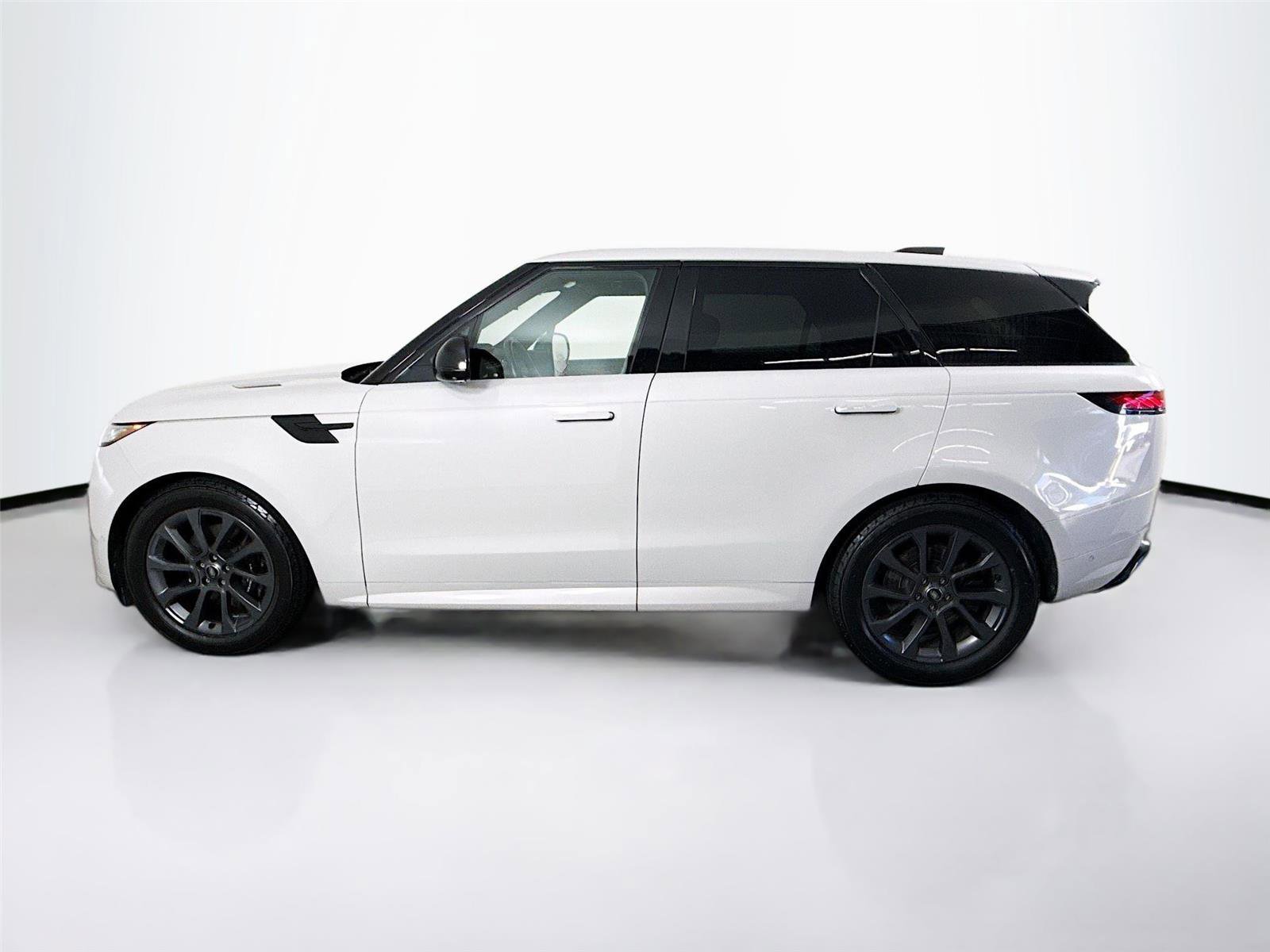 Used 2024 Land Rover Range Rover Sport Dynamic SE image 28
