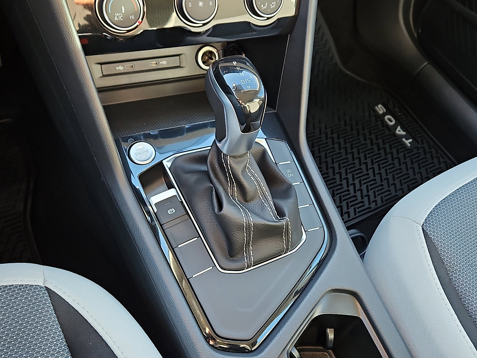 New 2026 Volkswagen Taos S image 14