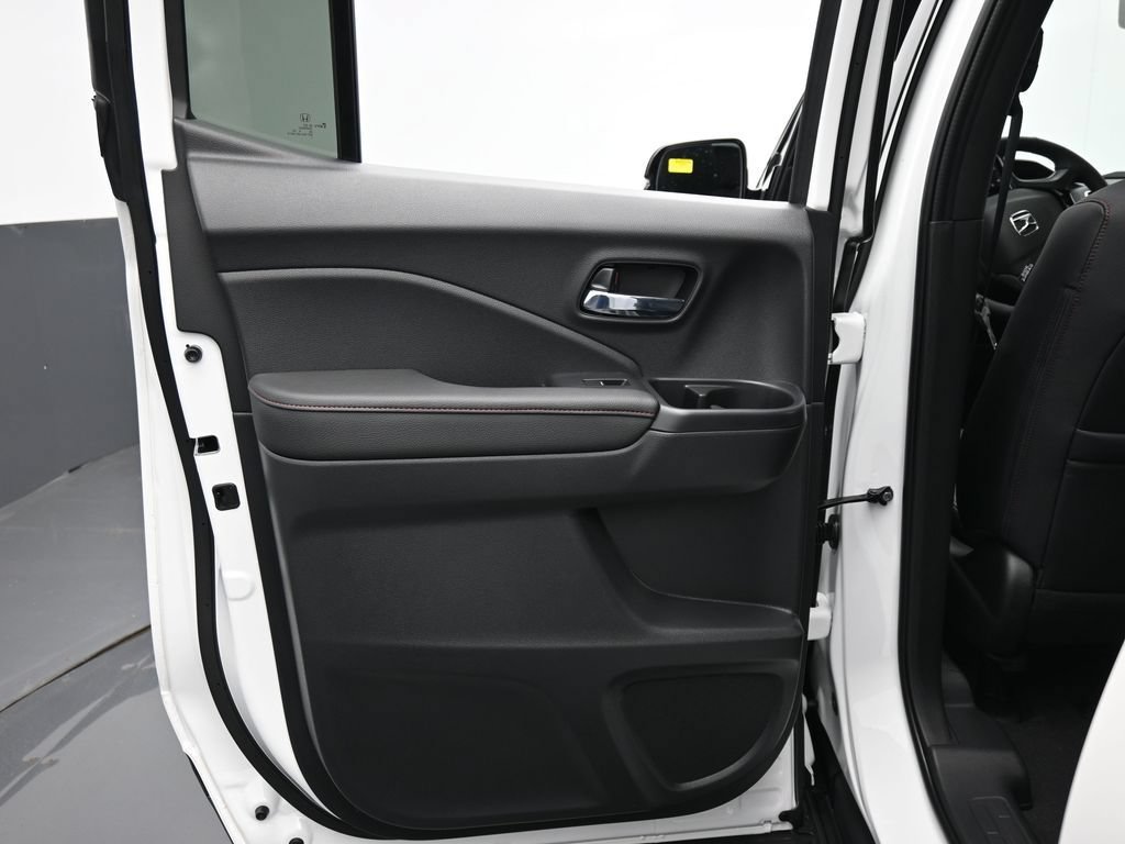 New 2026 Honda Ridgeline Black Edition image 22