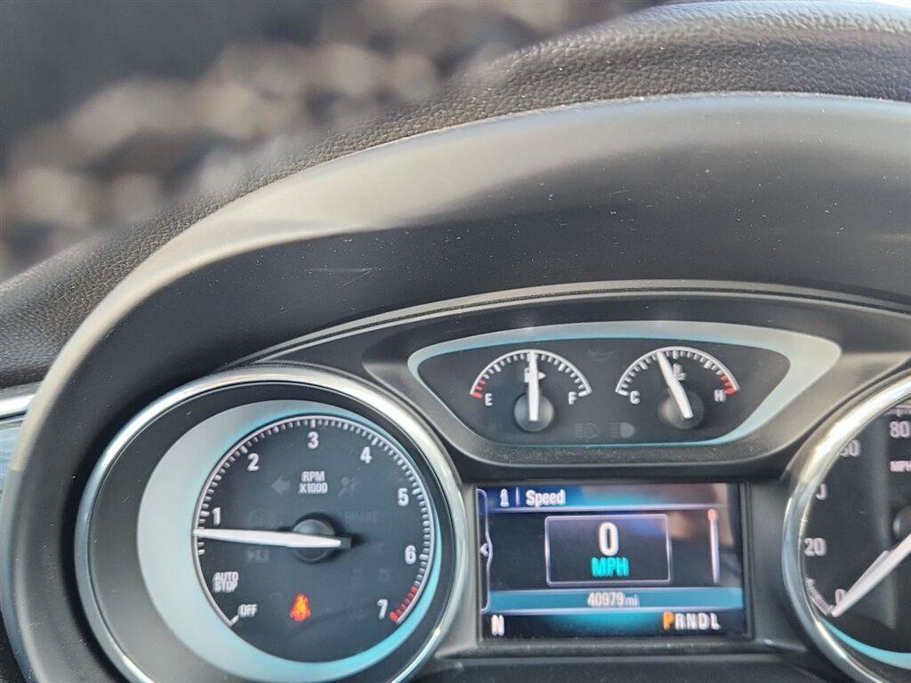 Used 2018 Buick Envision Essence AWD/4WD image 21