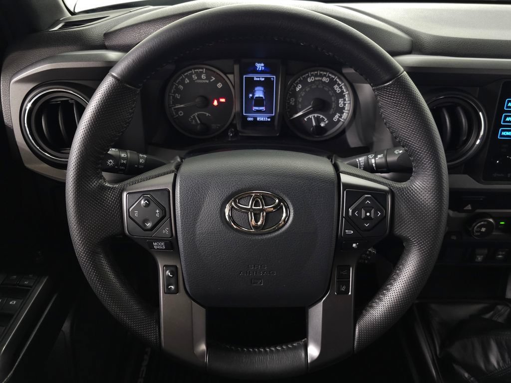 Used 2019 Toyota Tacoma TRD Off-Road AWD/4WD image 16