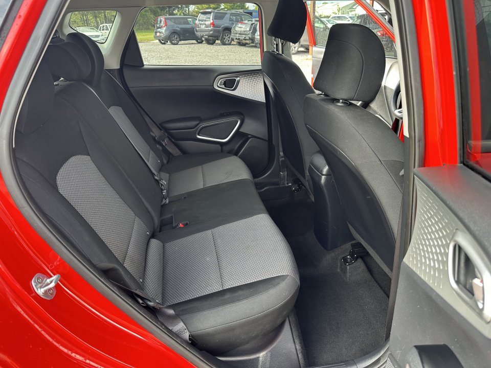 Used 2020 Kia Soul LX FWD image 18