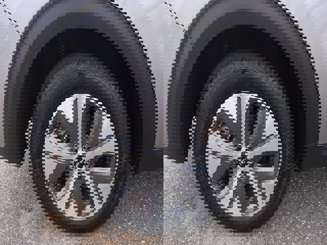 Used 2022 Kia Niro EX w/ Cold Weather Package image 10