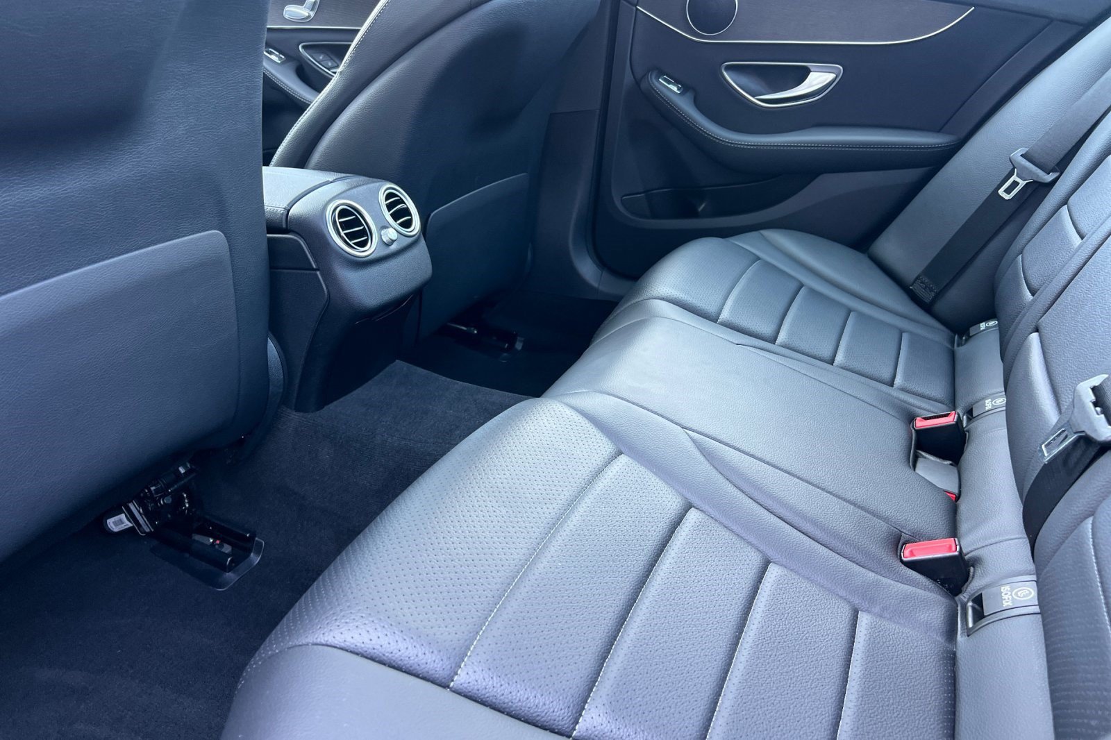 Certified 2019 Mercedes-Benz C 300 Sedan image 26