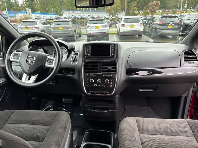 Used 2018 Dodge Grand Caravan SE image 13