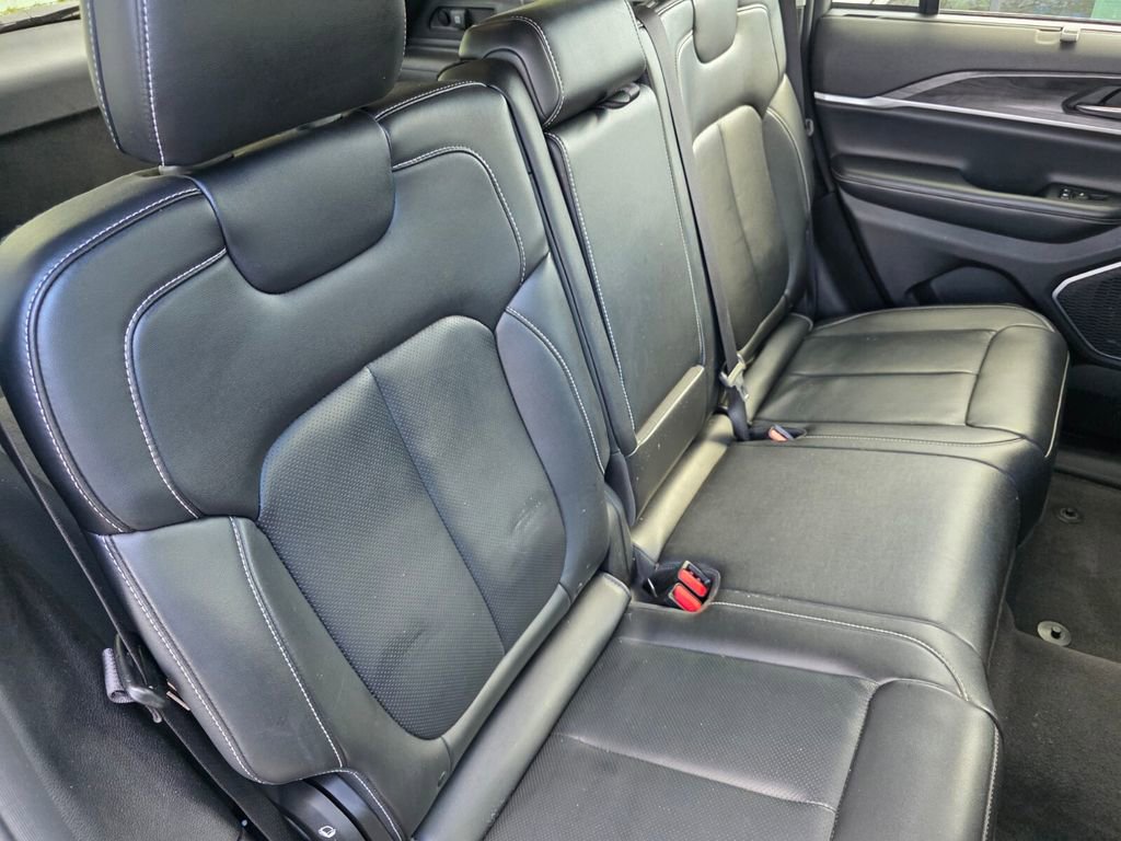 Used 2022 Jeep Grand Cherokee Limited 4xe w/ Luxury Tech Group II image 27