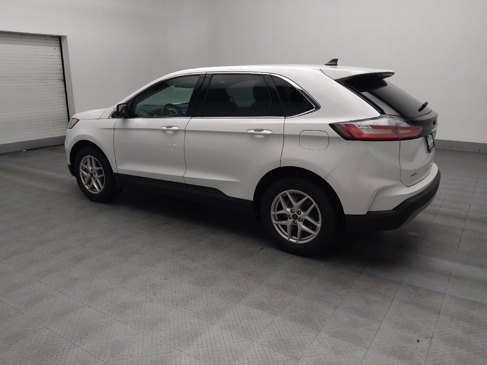 Used 2024 Ford Edge SEL image 3