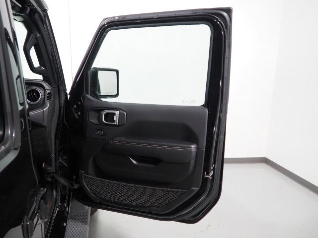 Used 2022 Jeep Wrangler Unlimited Sahara w/ Safety Group image 56